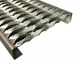 Grip stair tread example
